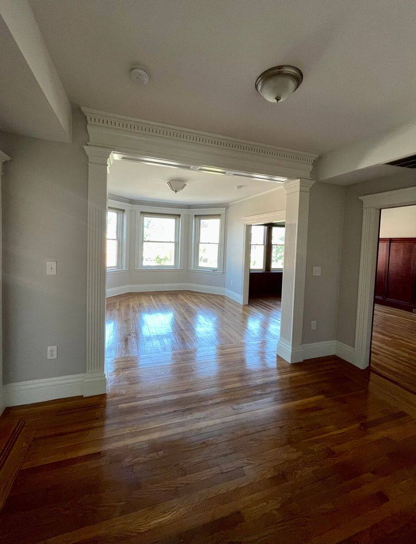 Apartment for rent at 181 Harvard St #6, Brookline, MA 02446