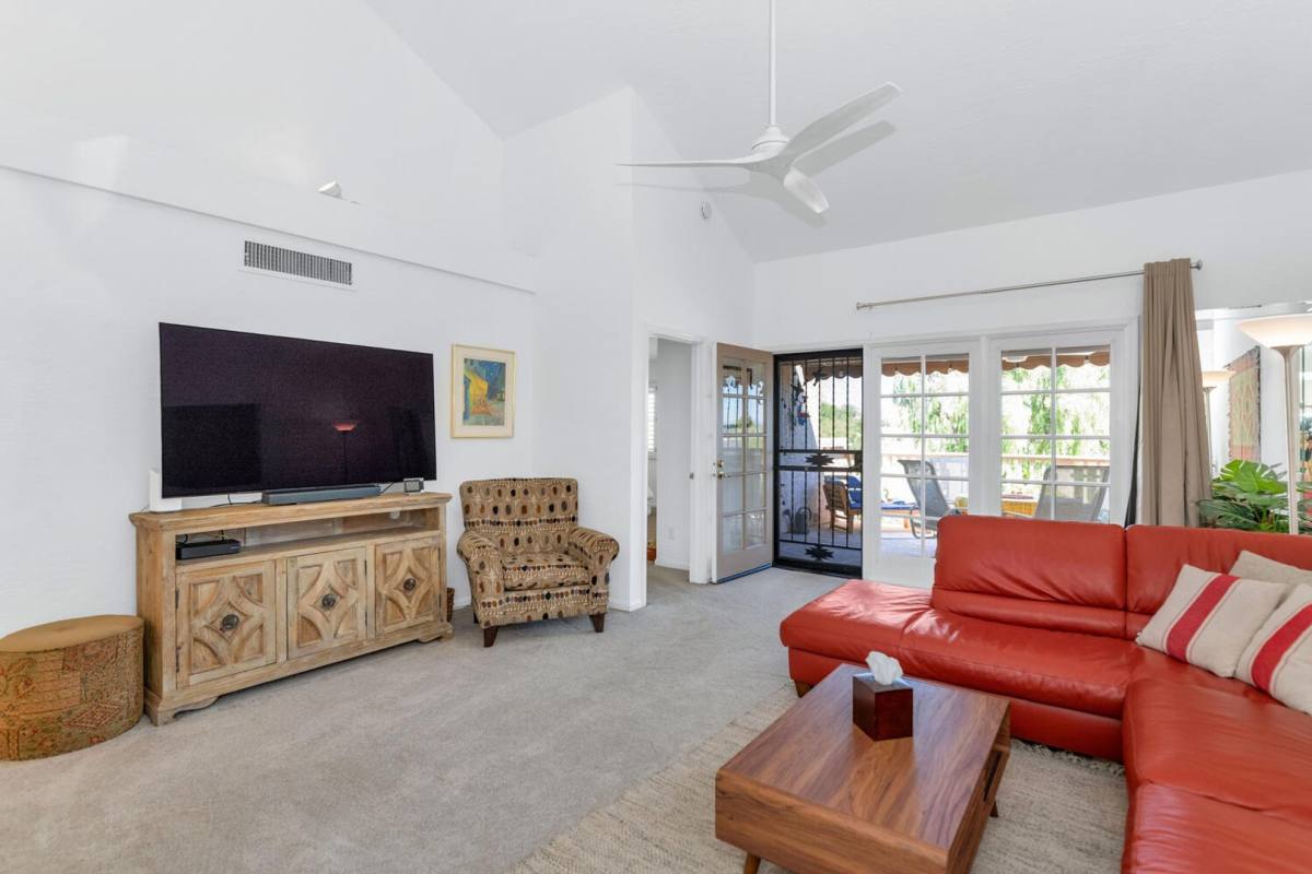 Condo for rent at 7800 E Lincoln Dr, Scottsdale, AZ 85250