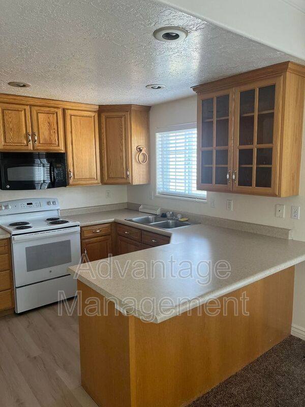 Townhouse for rent at 1947 S Columbia Lane #17, Orem, UT 84097