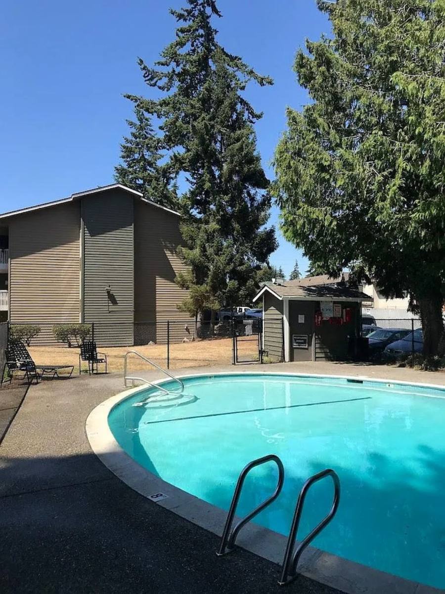 Apartment for rent at 30602 Pacific Highway S, Federal Way, WA 98003