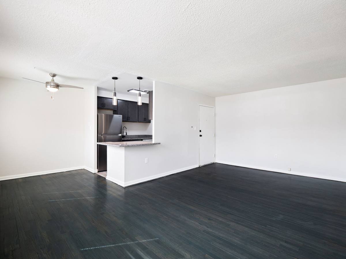 Apartment for rent at 2866 Mayfield Rd, Cleveland, OH 44118