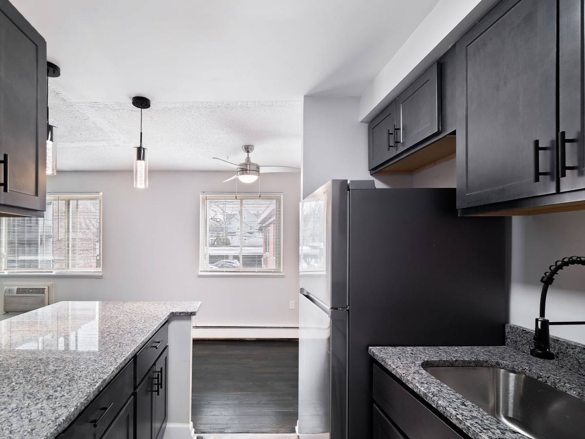 Apartment for rent at 2866 Mayfield Rd, Cleveland, OH 44118