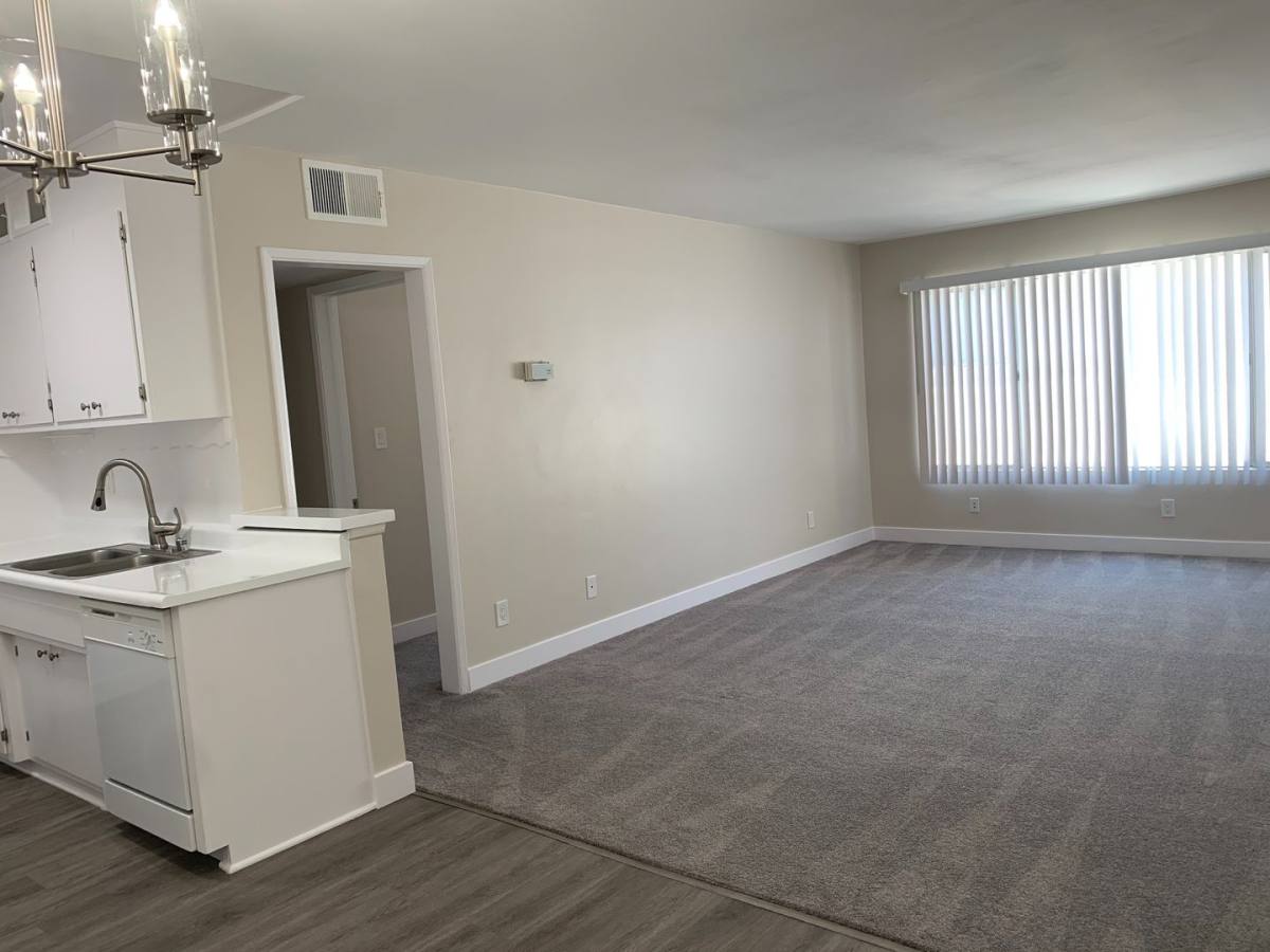 Apartment for rent at 4621-4629 Vista Del Monte Ave, Sherman Oaks, CA 91403