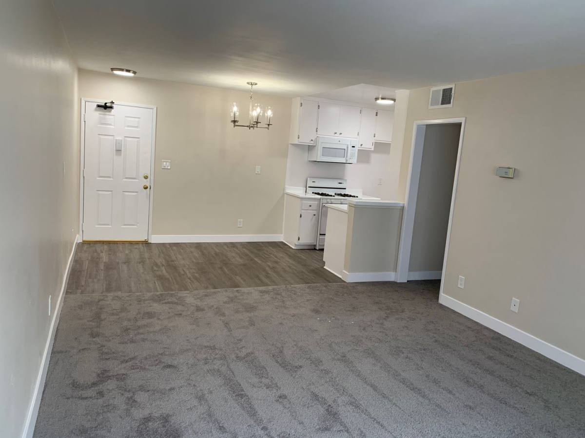 Apartment for rent at 4621-4629 Vista Del Monte Ave, Sherman Oaks, CA 91403