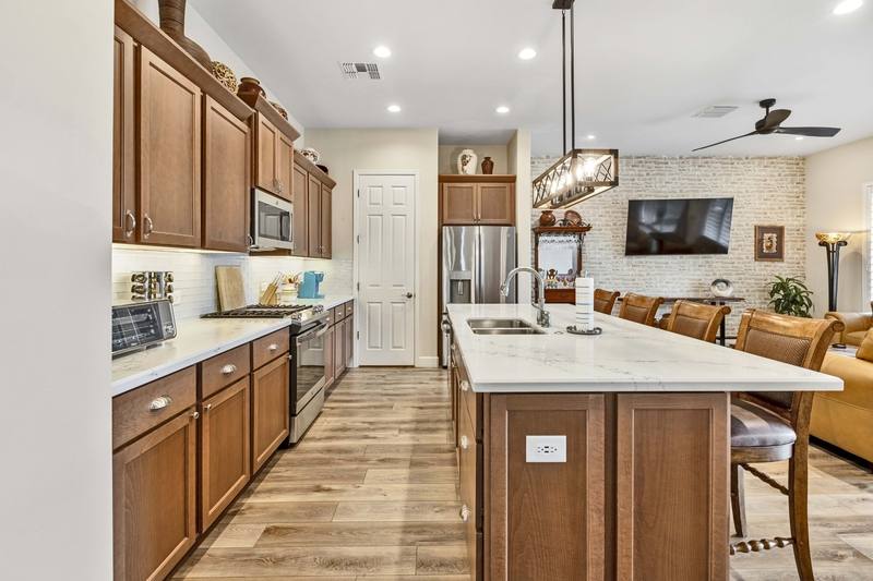 House for rent at 30737 S Osprey Dr, Oracle, AZ 85623