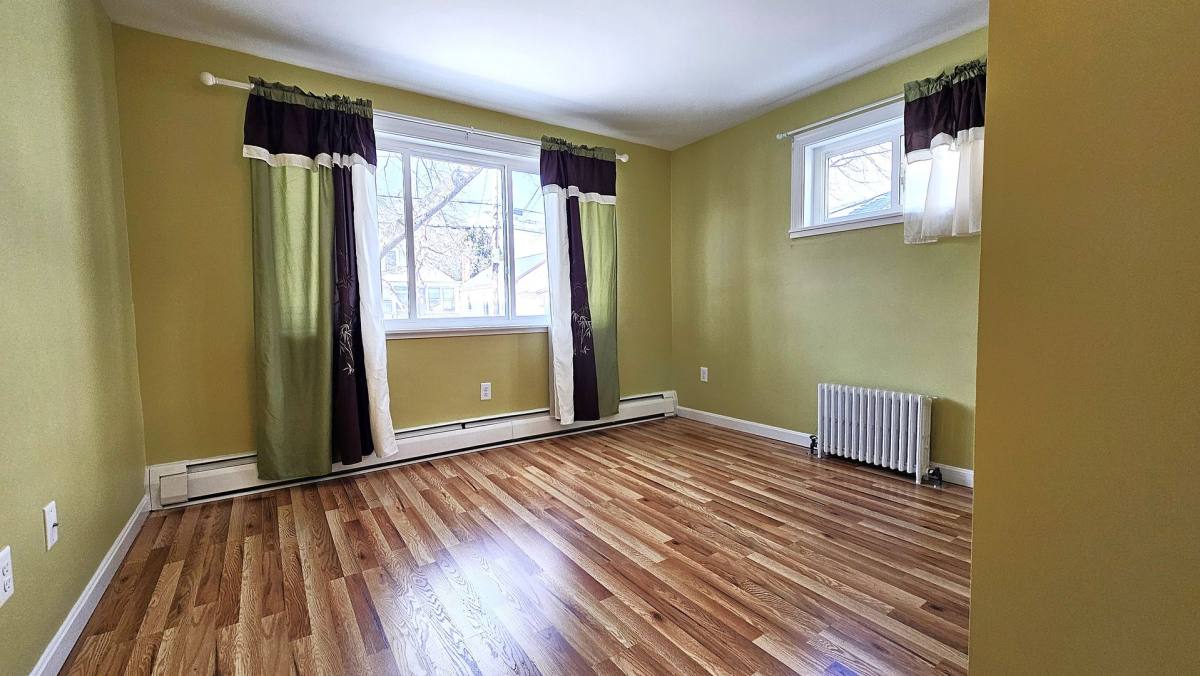 Apartment for rent at 176 Park St, Burlington, VT 05401