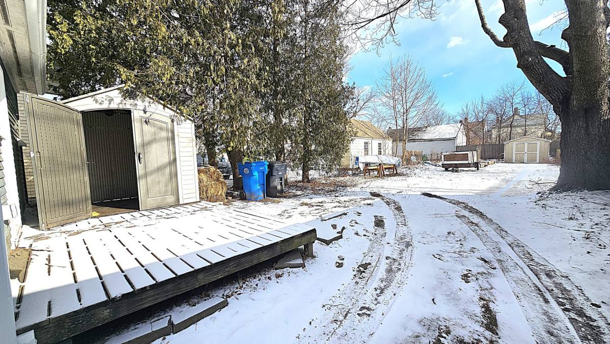 Apartment for rent at 176 Park St, Burlington, VT 05401