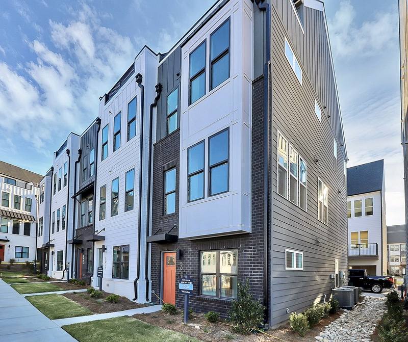 Townhouse for rent at 5027 Duchess Dr, Charlotte, NC 28217