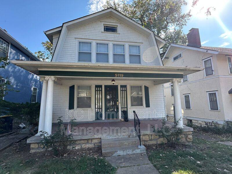 House for rent at 5119 Grand Ave, Kansas City, MO 64112