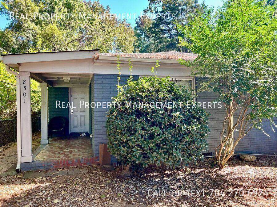 House for rent at 2501 Eastway Dr, Charlotte, NC 28205