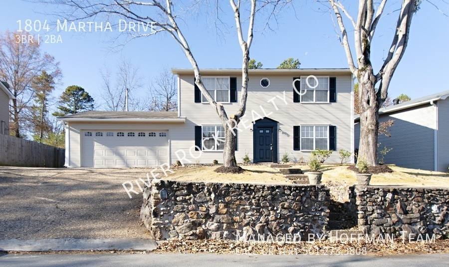 House for rent at 1804 Martha Dr, Little Rock, AR 72212