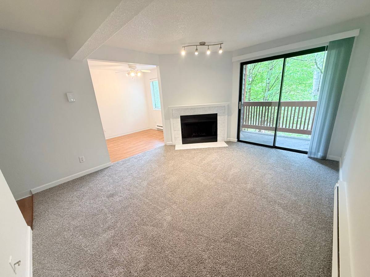 Apartment for rent at Redondo Terrace, 29421 Pacific Highway S, Federal Way, WA 98003