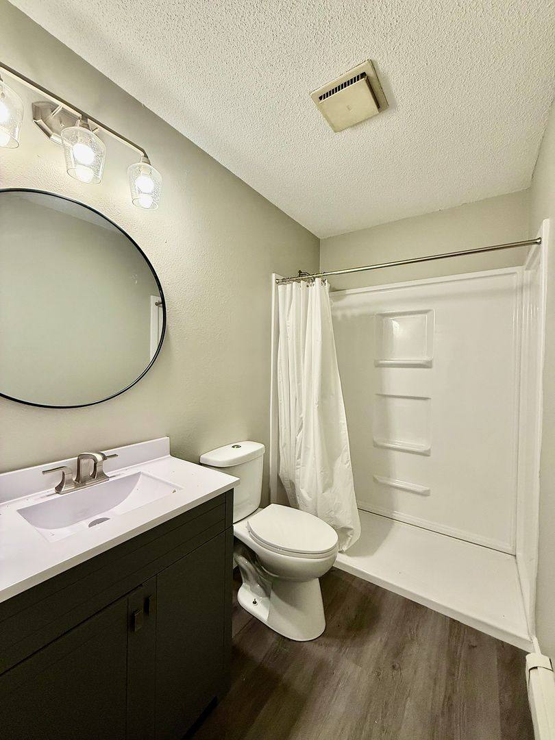 Apartment for rent at 1035 5th Ave NW, Valley City, ND 58072