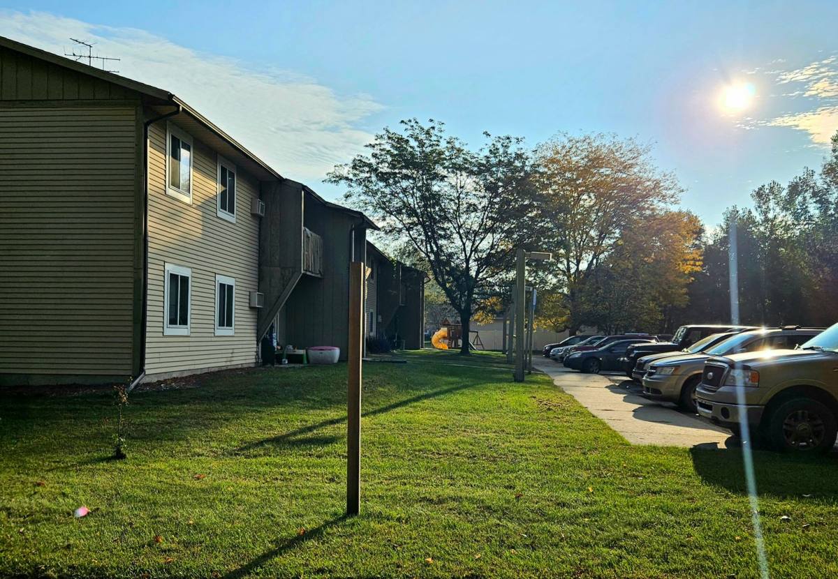 Apartment for rent at 2795 W Knox Rd, Beaverton, MI 48612
