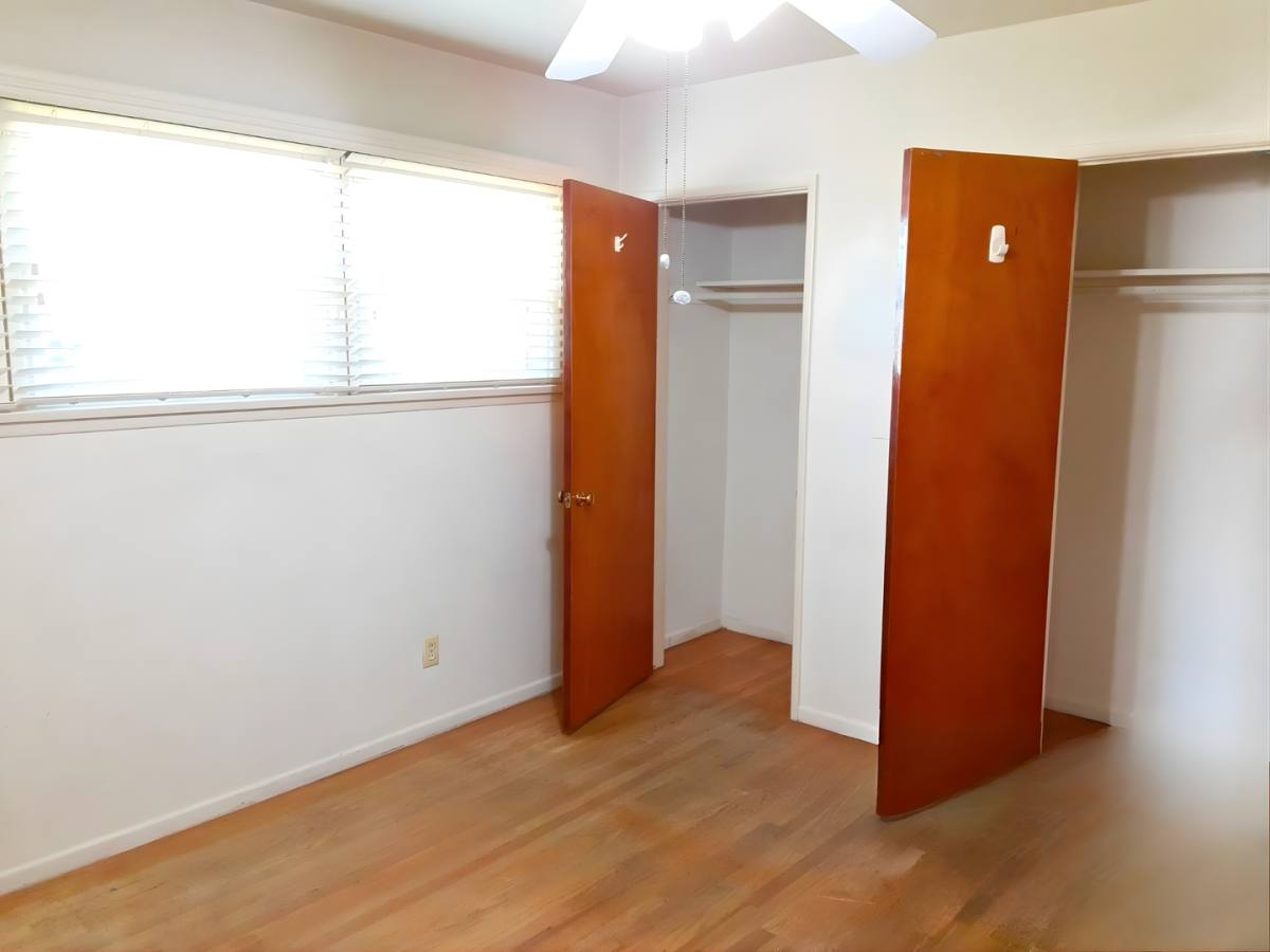 Apartment for rent at 5824-5828 Montebello Park Way, Los Angeles, CA 90022
