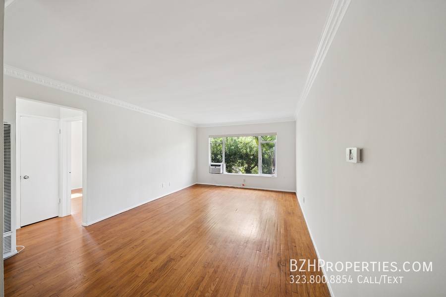 Apartment for rent at 1308 Havenhurst Dr #17B, Los Angeles, CA 90046