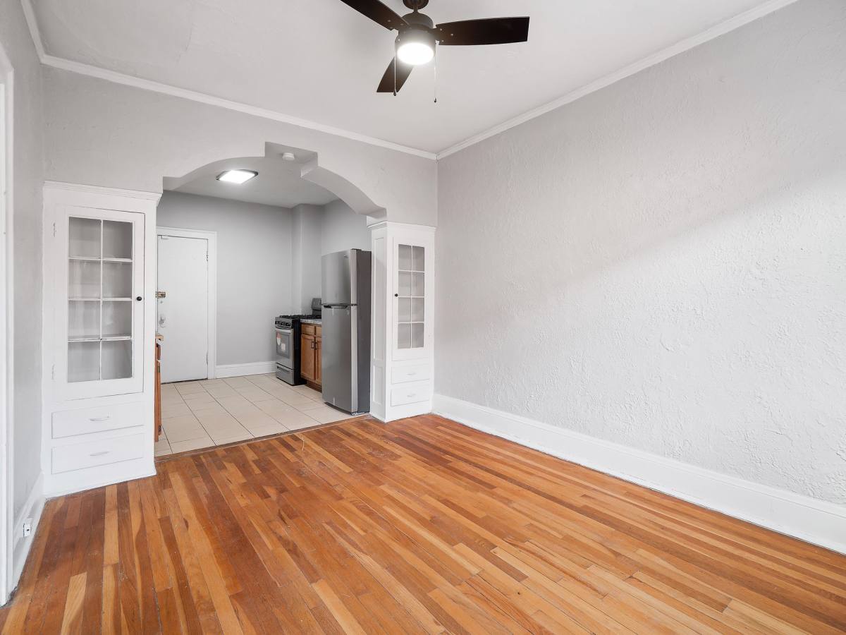 Apartment for rent at 1720 Middlehurst Rd, Cleveland, OH 44118