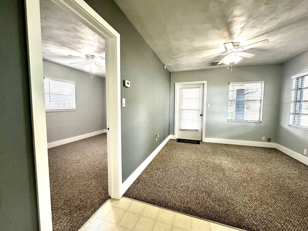 Apartment for rent at 5723 E Harbor Dr, Fruitland Park, FL 34731