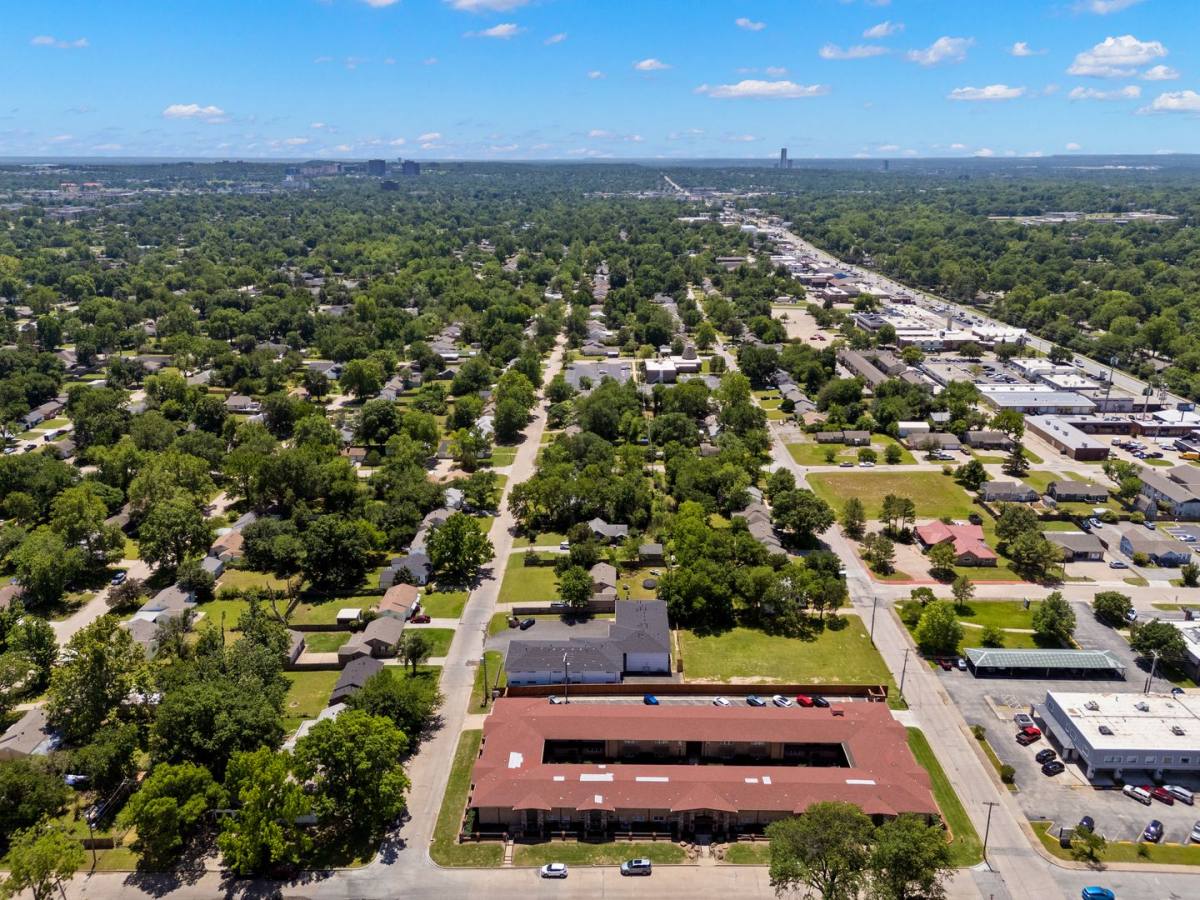 Apartment for rent at 3220 S Knoxville Ave, Tulsa, OK 74135
