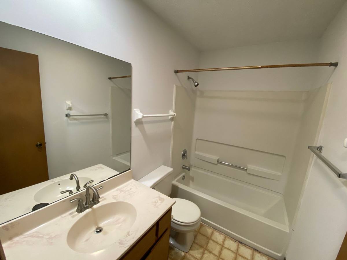 Apartment for rent at 76 Chittenden Ave, Columbus, OH 43201