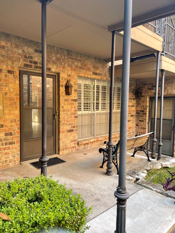 Condo for rent at 4349 Bellaire Dr S #129, Fort Worth, TX 76109
