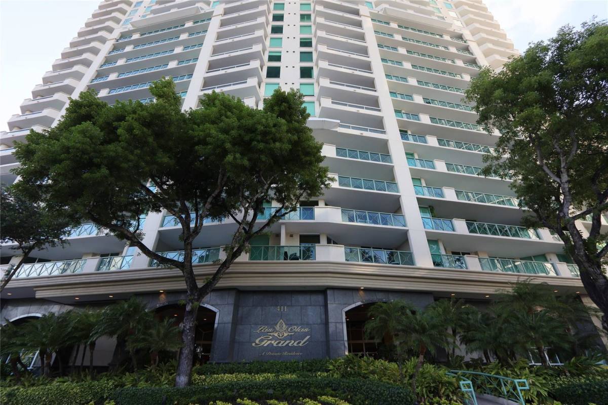 Condo for rent at 411 N New River Dr E #201, Fort Lauderdale, FL 33301