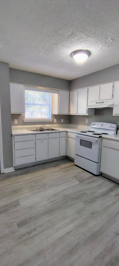 Townhouse for rent at 108 Brooks Blvd, Fort Valley, GA 31030