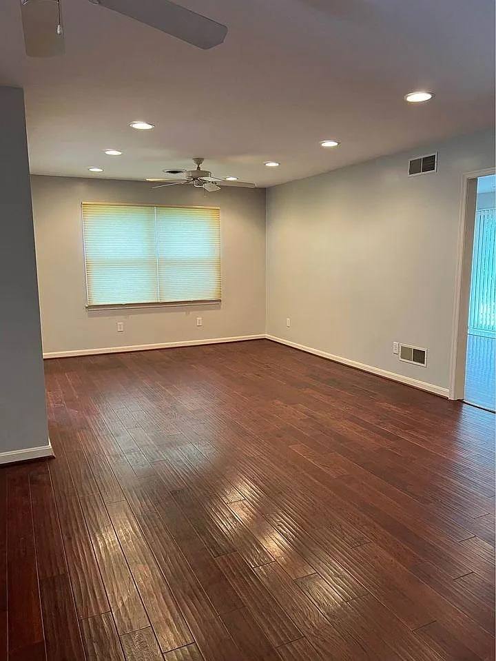 Townhouse for rent at 364 Phoenix Dr, Chambersburg, PA 17201