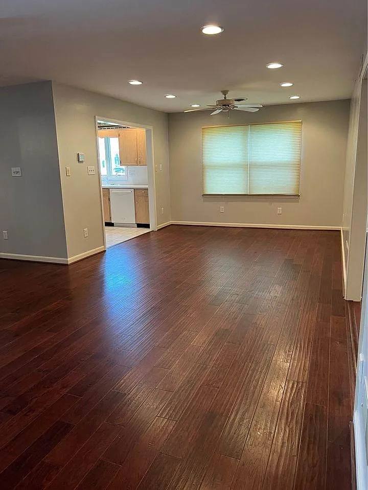 Townhouse for rent at 364 Phoenix Dr, Chambersburg, PA 17201