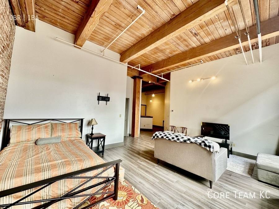 Condo for rent at 308 W 8th St #516, Kansas City, MO 64105