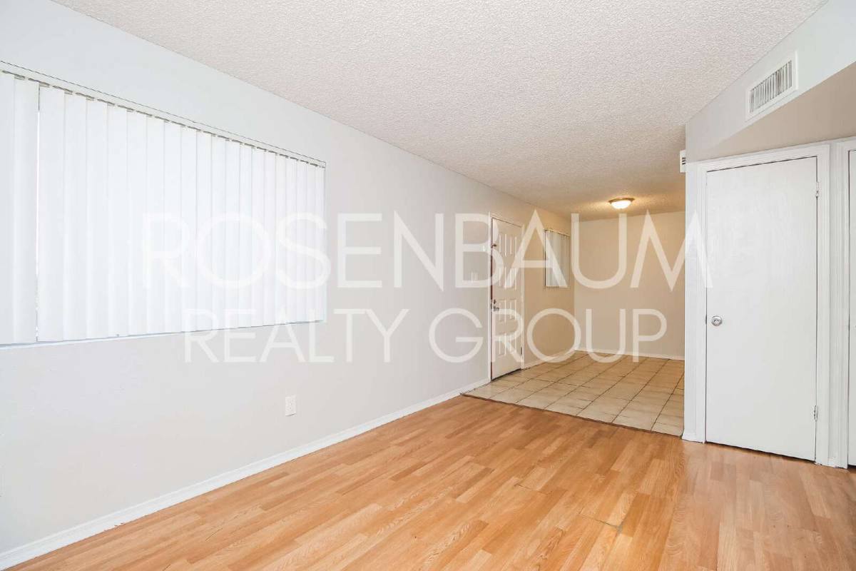 Apartment for rent at 1050 W University Dr #201, Mesa, AZ 85201
