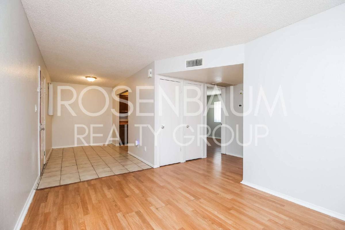 Apartment for rent at 1050 W University Dr #201, Mesa, AZ 85201