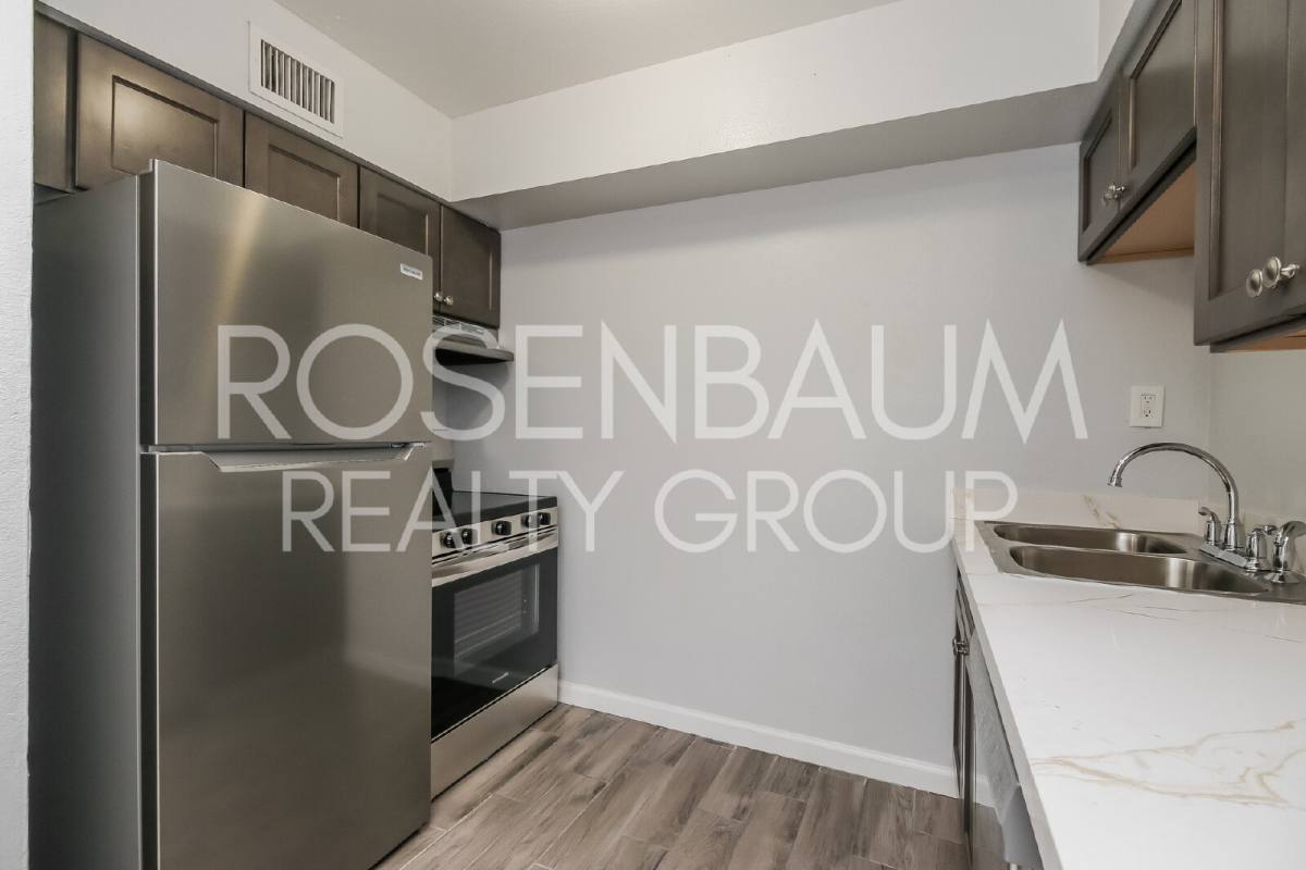 Apartment for rent at 1050 W University Dr #202, Mesa, AZ 85201