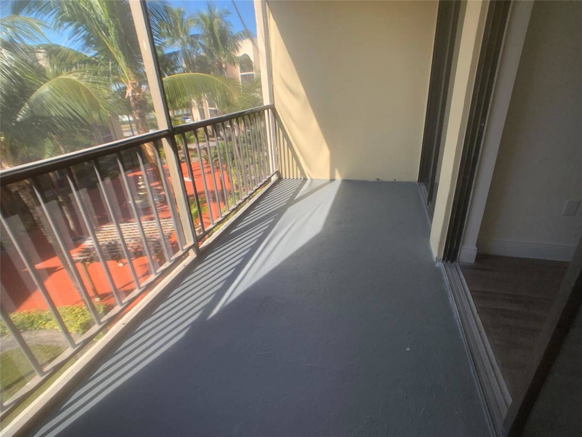 Apartment for rent at 19477 NE 10th Ave, Miami, FL 33179