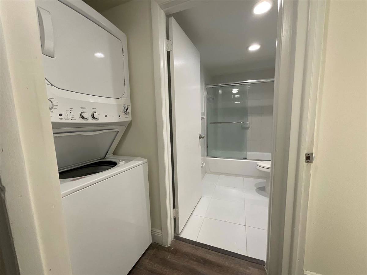 Apartment for rent at 19477 NE 10th Ave, Miami, FL 33179