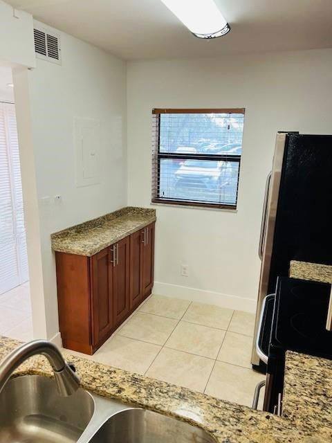 Apartment for rent at 1148 NW 106th Terrace, Hollywood, FL 33026