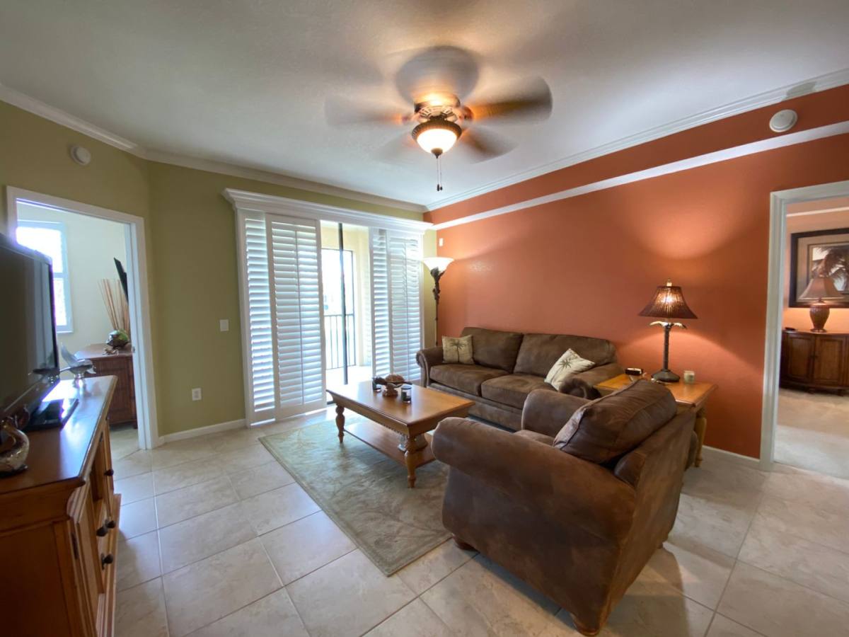 Apartment for rent at 12940 Positano Circle, Naples, FL 34105