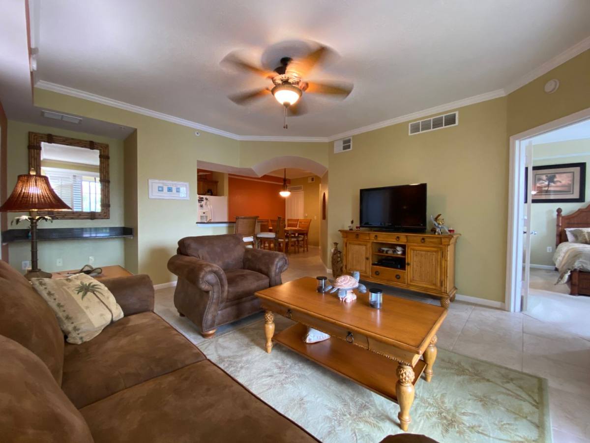 Apartment for rent at 12940 Positano Circle, Naples, FL 34105