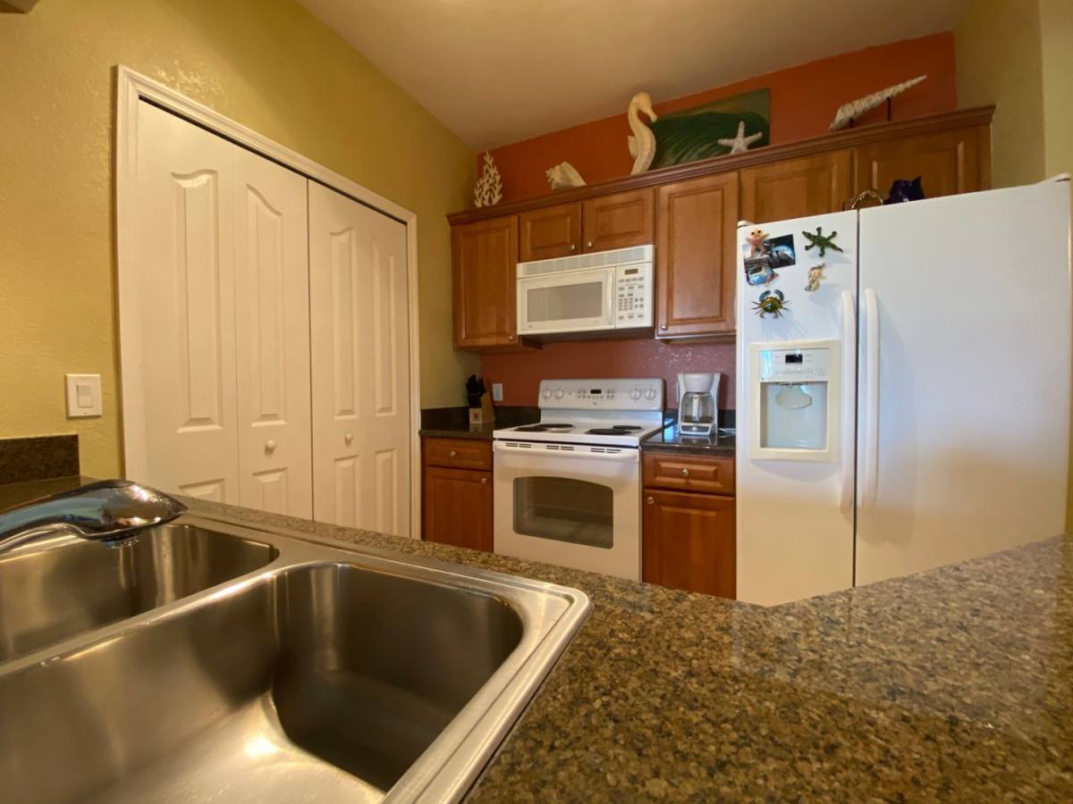 Apartment for rent at 12940 Positano Circle, Naples, FL 34105
