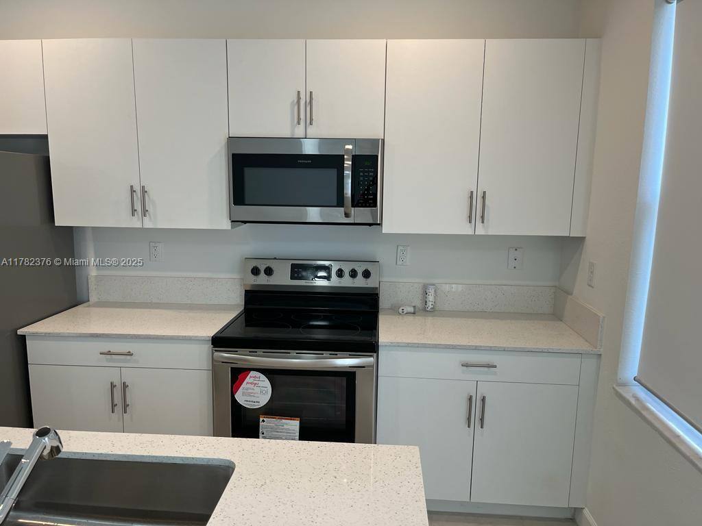 Townhouse for rent at 25556 SW 108th Ave, Homestead, FL 33032