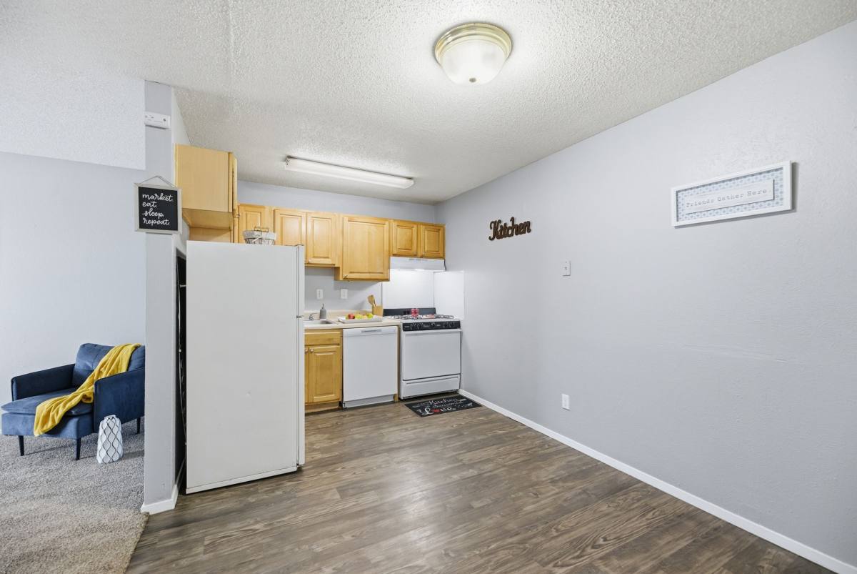Apartment for rent at 9730 E 33rd St, Tulsa, OK 74146