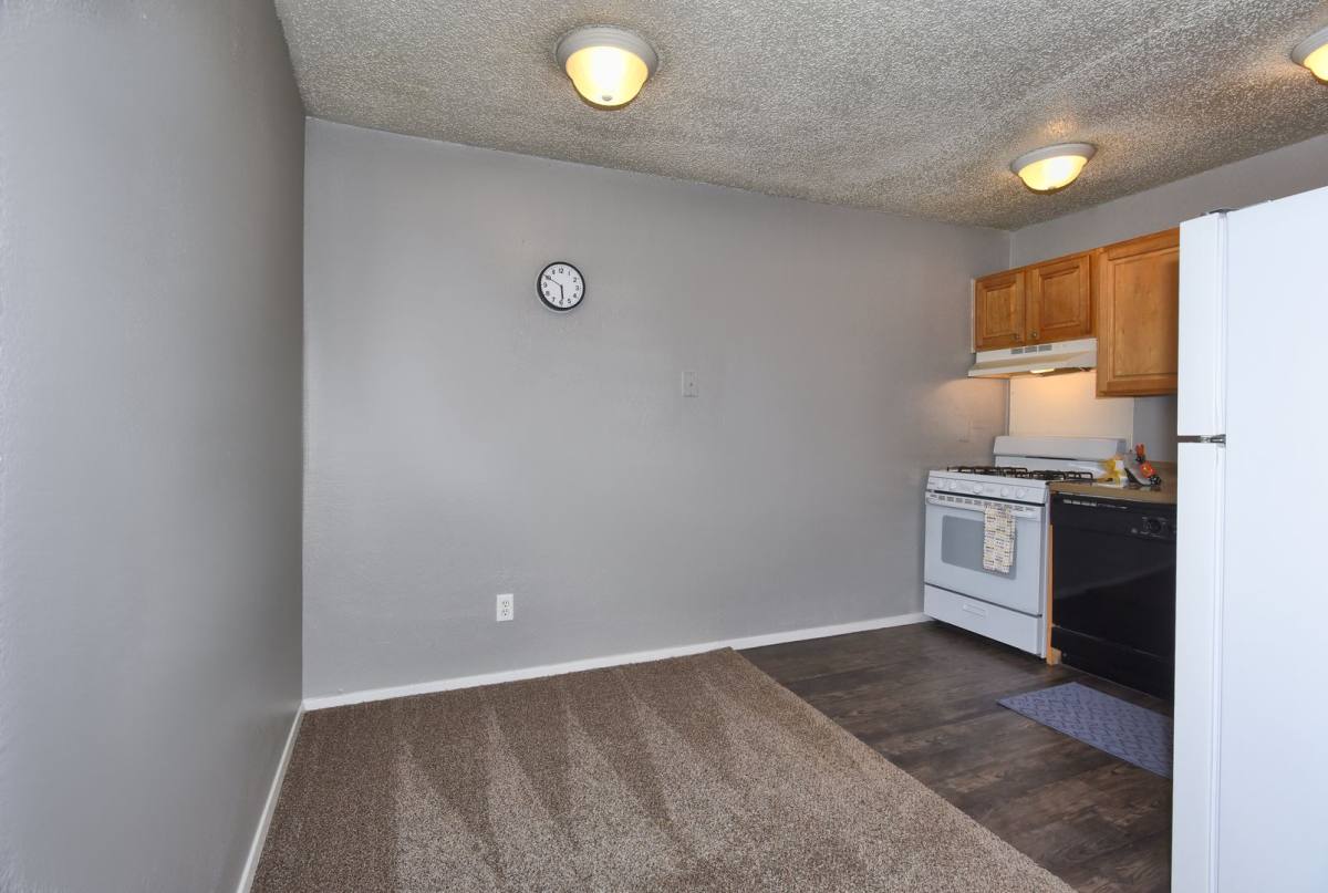 Apartment for rent at 9730 E 33rd St, Tulsa, OK 74146