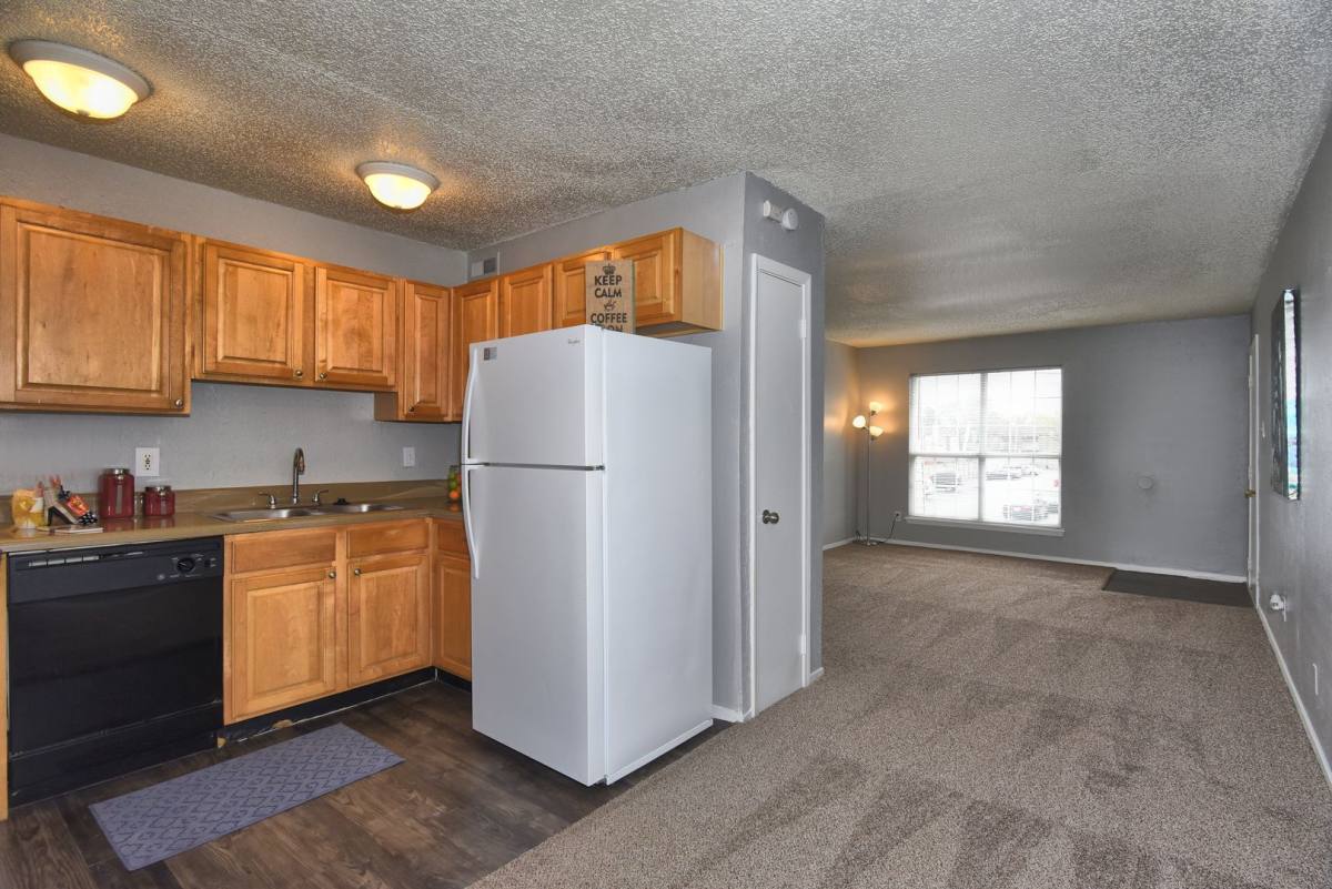 Apartment for rent at 9730 E 33rd St, Tulsa, OK 74146