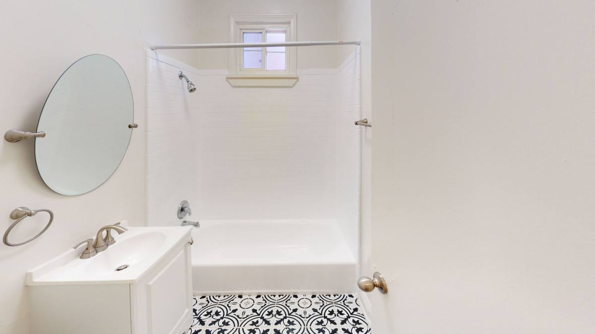 Apartment for rent at 720 S Normandie Ave, Los Angeles, CA 90005