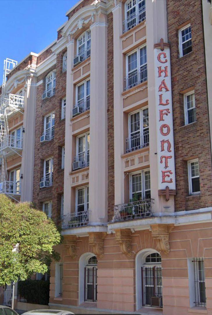 Apartment for rent at 720 S Normandie Ave, Los Angeles, CA 90005