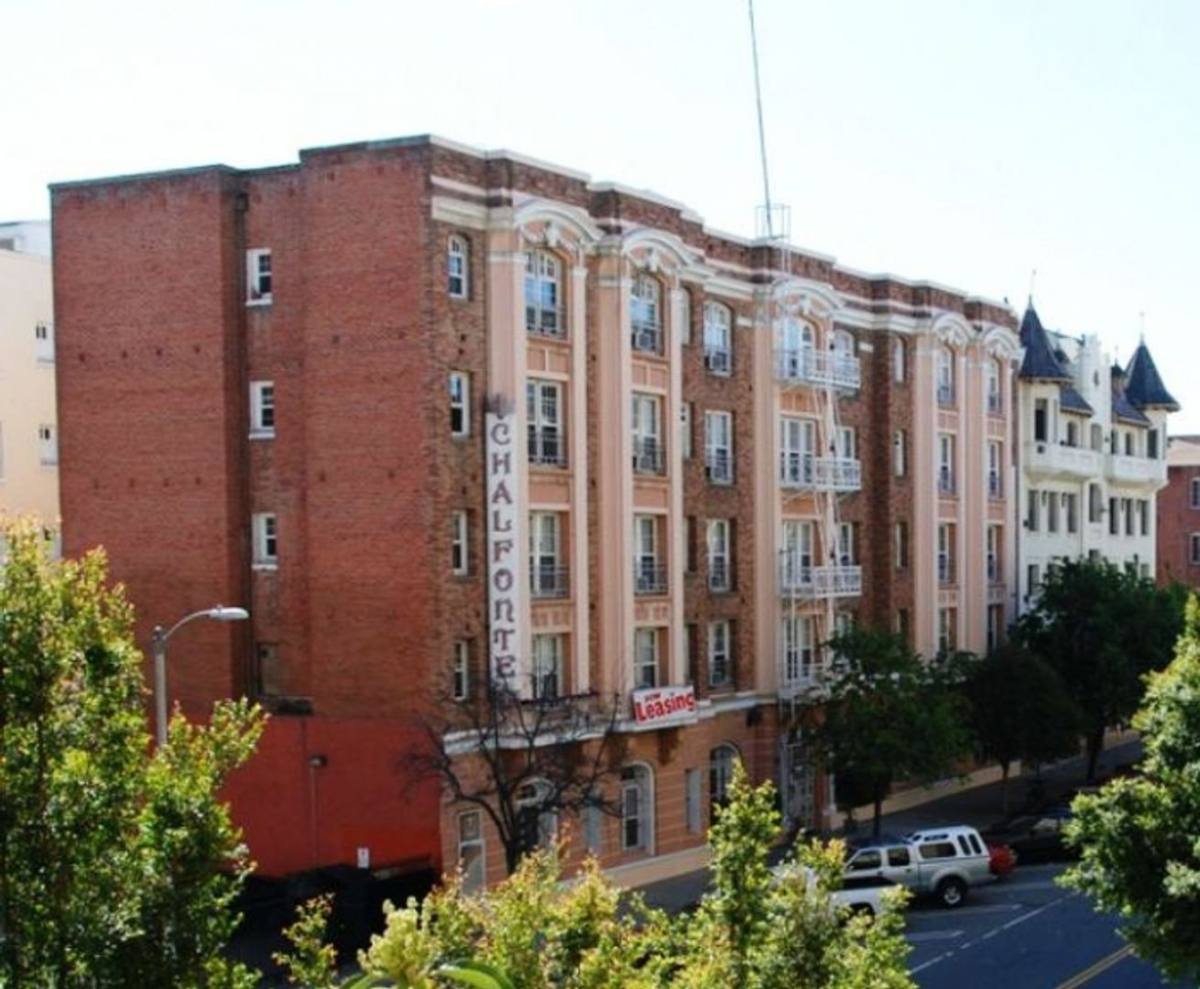 Apartment for rent at 720 S Normandie Ave, Los Angeles, CA 90005