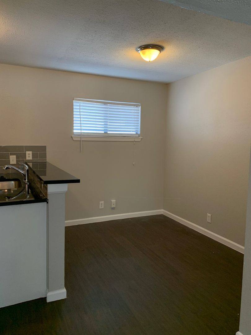 Apartment for rent at 303 W 40th St, Austin, TX 78751