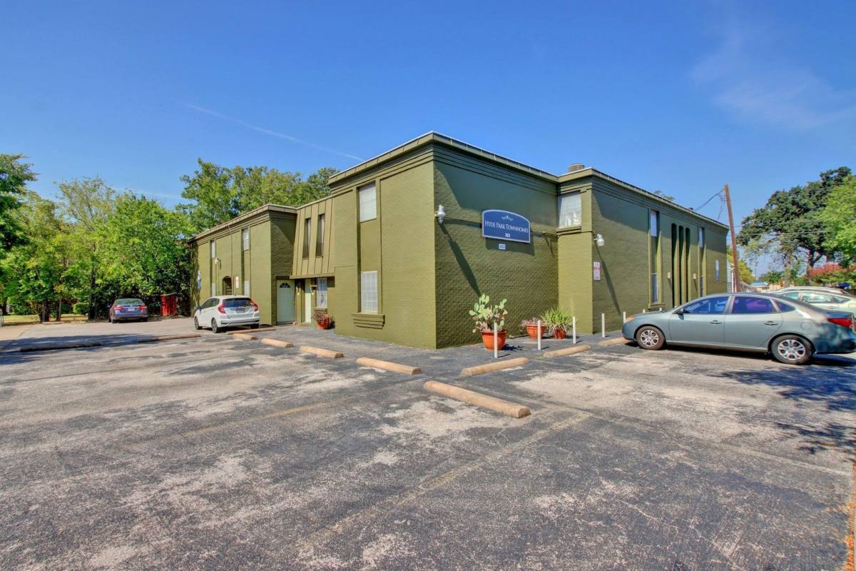 Apartment for rent at 303 W 40th St, Austin, TX 78751