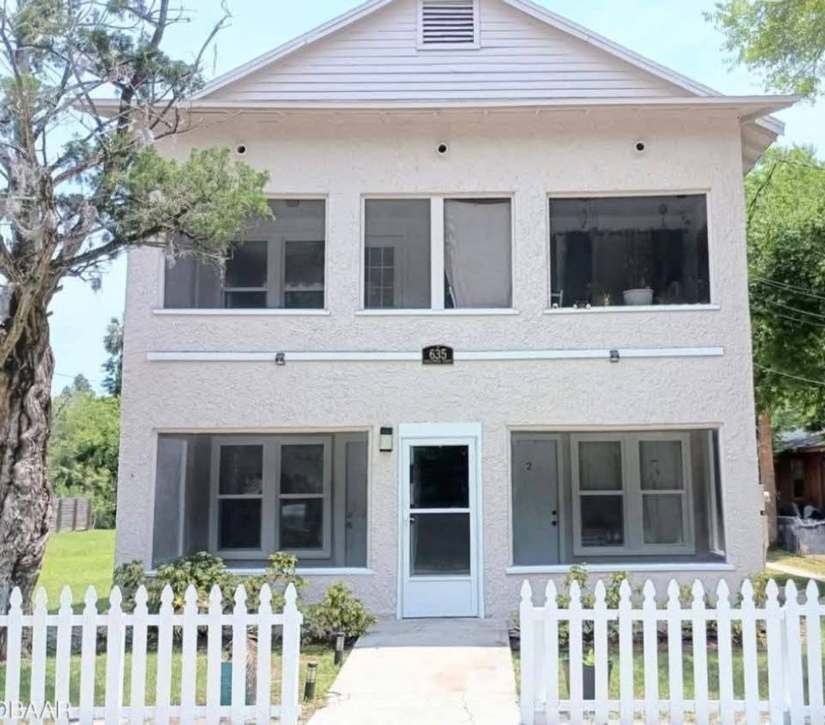 Apartment for rent at 635 Tanglewood St, Daytona Beach, FL 32114