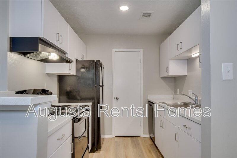 Apartment for rent at 2515 Center W Parkway #3F, Augusta, GA 30909
